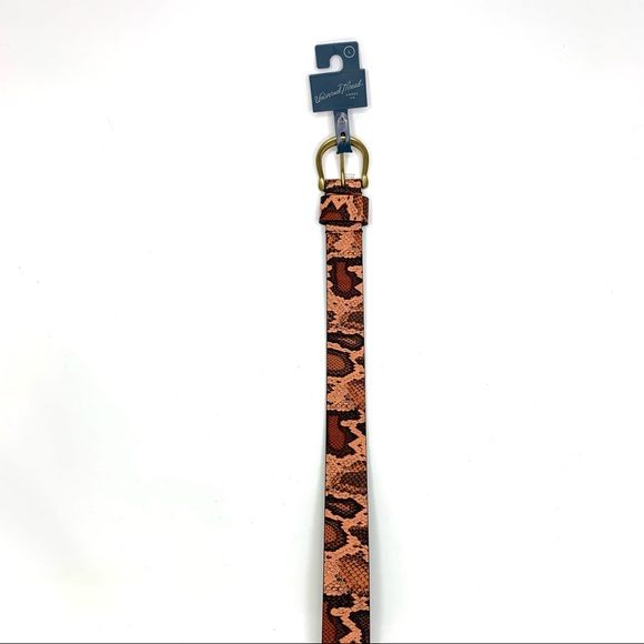 Universal Thread Exotic Coral Python Snakeskin Print Faux Leather Belt New Nwt - Picture 2 of 14